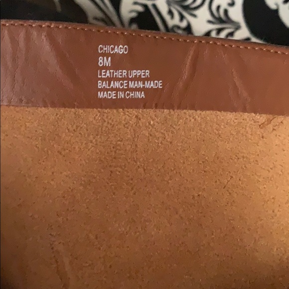 Steve Madden distressed pointed boot - Picture 3 of 3